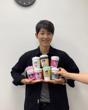 Song Joong-ki Instagram - 보고타 촬영을 응원해주신 모든 분들께 진심으로 감사드립니다💜