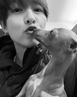 Song Joong-ki Instagram - 