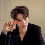 Song Kang Instagram - @acquadiparma_official @design.by.samuelroSS @Sr.asr.a #아쿠아디파르마 🥰😍☺️