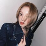 Song Yuqi Instagram - 오늘 내가 좀 잘 생겼었어 😋