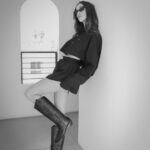 Sophia Culpo Instagram - 🖤+🩶+🕶️