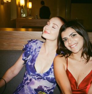 Sophie Turner Instagram - What a year friends