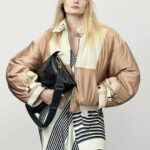 Sophie Turner Instagram - As always I feel so blessed to be with my LV family for the latest campaign. This one was especially exciting because @nicolasghesquiere was photographer as well as designer. It’s so inspiring to work with a team that are not only exquisitely talented but also such a fun bunch to work with.