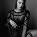 Sophie Turner Instagram - Sad to see @interviewmag go. What an iconic magazine. And it’s been an honour to be in those pages and on the @interview_de cover. You’ll be missed
