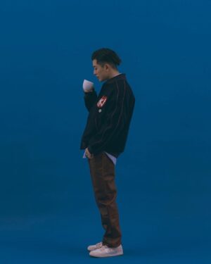 Sorane Instagram - play and works.
いつも仲良いメンツでラフに撮影しました！
⁡

photo Takeshi Yao
styling Taiki Mishima
hair make Kazushi Matsuda