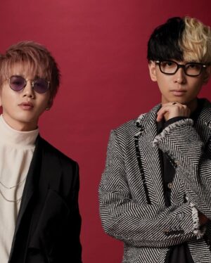 Sota Hanamura Instagram - 33歳の自分初めまして。
今年はどんな音楽歌って、
どんな音楽つくる？
楽しみやなー33歳のおれ！！！
絶対最高の1年にしないとな！
いや、、、しような！！！
頼むぞおれ！！！！
そして6面のみなさんいつもありがとうございます！
みんなのおかげで今年も元気です！！
そして歌えてます！

ダイスのメンバーいつまでもよろしくお願いします！！
ナチュラグのメンバー、これからもっと高みへいこうね！
ヒカルくん！先ず飯でも行こう！！！

改めて全員に！
今年もよろしくお願いします！！！！