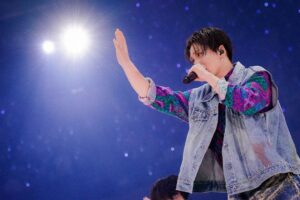Sota Hanamura Instagram - "it's not over" 祝13年まだまだ限界なんてないぜ！
みんなにソロ載せてほしい言われたから一応、、、
#da_ice #日本武道館