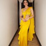 Soundarya Sharma Instagram – शुभ दिवाली 💛✨🪔💥

Styled by: @juhi.ali 
Pre draped saree: @asaga.in 
Jewellery: @rubans.in 

#HappyDiwali #ShineOn