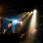 Soushi Sakiyama Instagram - 『3rd Album Release Tour-#燈火-』 大阪梅田クラブクアトロでの公演、ありがとうございました！ 初日、楽しかった、、。バンドメンバーの皆さまも、フロアの皆さまも熱くて、ライブ中どんどん元気になりました。 ツアーは10/19渋谷クアトロ、10/29 名古屋クアトロと続きます。名古屋はまだチケットございます。ぜひに！　崎山 @morimasa55 @koresuke @amrc_zariga2 ありがとうございます。最高、バンドメンバーの皆さま🤝↑