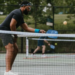 Spencer Paysinger Instagram - Spent time with some dope people in Chicago talking all things @wilson. With them being the oldest American sports brand, everyone has a connection to Wilson considering they’ve likely provided the equipment to all our sports memories. In the few months I’ve been working with them, they’ve displayed a strong sense of identity paired with an eagerness for growth by community. And that community is fueled by athletes turned content creators, entrepreneurs, artists, and beyond. Looking forward to showing y’all what @wilson has coming up! 

P.S I’m putting all the 60yr olds on notice that I’m nice at pickle ball! 

S/o to @grid.v for the 📸