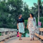 Sreedhanya Instagram - Mythili and Yami Candids from Mazhayethum Munbe❤️✨ 📸 @itsgi_ri97