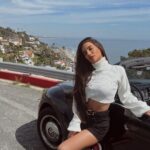 Stéfani Bays Instagram - The sky’s more blue in Malibu 🦋 Malibu Beach