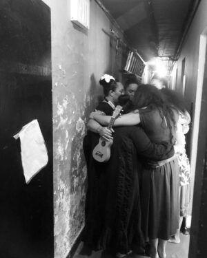 Stacey Leilua Instagram - Missing my Wild Mailes today and reminiscing about the time we took over NYC. Sigh. I look forward to the day I can do it again with you all somewhere somehow. Time travelling through my phone in lockdown and sending love 😂 #WildDogsUnderMySkirt #SohoPlayhouse #NewYork #PacificTheatre 🐕🖤