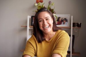 Stacey Leilua Instagram - A closer look at the beautiful portraits captured by @edith_amituanai for the @pantographpunch #pacificartslegacyproject 💛📸