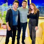Stebin Ben Instagram - There’s so much to learn every time I meet you. Humility, passion and so much more. Legend for a reason #MahendraSinghDhoni @mahi7781 Bhai ❤️ @nupursanon @hitesh412740