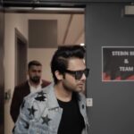 Stebin Ben Instagram - A glimpse of my @cocacolaarena Dubai live with my team ❤️‍🔥 𝐓𝐞𝐚𝐦 𝐒𝐭𝐞𝐛𝐢𝐧 𝐁𝐞𝐧 𝐋𝐢𝐯𝐞 Manager : @brijdubai Keys : @abinthomasmusic Drummer : @ujwalbhavishya Lead Guitar : @vipulmaiden Bass Guitar : @boxy_bass Percussionist : @1402_sunny Acoustic Guitar : @swapy_3098 Female Vocalist : @prakriti_giri Sound Engineer : @sonu__chaudhary____ Assistant : @malharr79 Light Engineer : @kapilsehdev Shot by : @_smfilms Event by : @bcceventsdubai Thank you everyone for your love ❤️ Dubai, United Arab Emiratesدبي