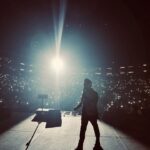 Stebin Ben Instagram - Dubai you were beautiful last night🇦🇪🖤🔥 @cocacolaarena 𝐒 𝐓 𝐄 𝐁 𝐈 𝐍 𝐁 𝐄 𝐍 𝐋 𝐈 𝐕 𝐄 Dubai, United Arab Emiratesدبي