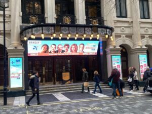 Stefan Dennis Instagram - Finally back at the London Palladium after 35 years. Last time Annie and I graced this stage was for the Royal Command Performance in 1988. 😎
