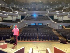 Stefan Dennis Instagram - Six hours to opening night in Belfast @waterfront_ulster_hall  Woo hoo!
