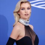 Stella Maxwell Instagram - Last night supporting @amfar @carineroitfeld 💙 wearing custom @davidkomalondon 💙 @FWRD @revolve Cannes, France