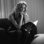 Stella Maxwell Instagram - A tradition of elegance 🖤 @montblanc 🖤 @marcotomasetta_dd @virgile.guinard