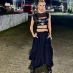 Stella Maxwell Instagram - Swollen feet 😂🖤 Coachella Music Festival