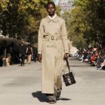 Stella McCartney Instagram - STELLA’S SUSTAINABLE MARKET: A play with proportions. Cropped tailcoats and waffle-knit vests over volume trousers, slim and roomy trenches, tiny #Falabella triangles and #Frayme bucket bags in knotted hemp mesh. Watch the #StellaSummer24 runway show at stellamccartney.com. Credits Wearable art by @AndrewLoganSculptor, exclusively for Stella McCartney #StellaMcCartney #ParisFashionWeek #PFW #StellasSustainableMarket Marché Saxe-Breteuil