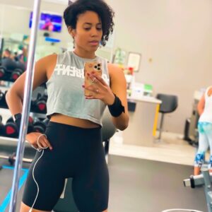 Stephanie Charles Instagram - Monday focus💋💪🏽💪🏽

#stephaniecharles 
#thatgymlife 
#actresslife 
#focusonwhatyoucancontrol 
#createyourlife
