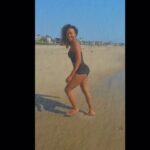 Stephanie Charles Instagram - Aww, I miss those beach life pre 2020☺️ #stephaniecharles #throwbackthursdayy #tbt #goodvibes #smilesfordays #downmemo #chillvibes🌴 #gratitude