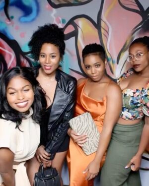 Stephanie Charles Instagram - About last Thursday 😘. Great time with the girls!  Good vibes all day💕
@azizascott
@lakethia.dolcoe 
@jacklynejoyce

#stephaniecharles
#flashback
#throwback🔙 
#goodvibesonly✨ 
#chillvibes