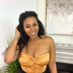 Stephanie Charles Instagram - Happy New Year!! 💕🍾🍾🎉🎉 Blessings to you all🙏🏽💕💕 #newyear2022 #stephaniecharles #Gratitude #vibes #tylerperrystudios #blackishabc
