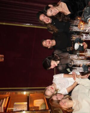 Stephanie Styles Instagram - 👰🏼‍♀️ era feat. women I am endlessly grateful for and love dearly 🥹