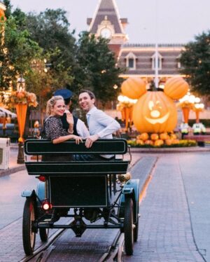Stephanie Styles Instagram - October has been my favorite forever and now my forever favorite is you. 🍂