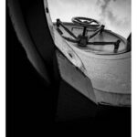 Stephen Hill Instagram - A Sub Above #stephenhillphotos #leicaQ2 #blackandwhitephotography #hawaiilife🌺 Atlantis Submarine Waikiki