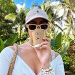 Sue Ramirez Instagram – A carousel of cherished memories 🌊✨ Siargao Island, Philippines