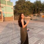 Suhani Sethi Instagram – Kitni dafa subah ko meri tere aangan mei baithe maine shaam kiya… Kabhi alvida naa kehna, Dps Rkp 🌻❤️ Delhi Public School, R.K. Puram, New Delhi