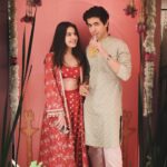 Suhani Sethi Instagram - 💫✨️🥂 @_.rupmeramastana._ 📸