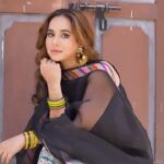 Sunanda Sharma Instagram - One of my fav looks from #udhiphiran 🍁🍂 . . Outfit @hussainrehar.official @baanaofficial Styling @jyotiisingh5