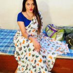 Sunitha Pandey Instagram - That butterflies 🦋 #sareelove #shootmode #instareels #sunita #behindthescenes #crimepetrol #picoftheday #sareefashion