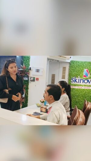 Sunitha Pandey Instagram - My experience at @skinovate_laser was just 🤩 wow.
They provide specialist cosmetics treatment from head to toe.

I availed their carbon laser treatment , which is pain free and super effective . 

The team is so friendly and professional , I highly recommend you this clinic to enhance your more beauty out .