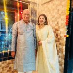 Sunitha Pandey Instagram - May the divine blessings of Diwali bring peace to your home and fill your heart with warmth ✨Happy Diwali from us to yours 🪔 #happydiwali #diwali #festival #sunita #2023goals #familytime