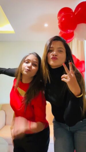 Sunitha Pandey Instagram - Transformation with🫶🏻

#réel #reelsinstagram #reelsvideo #reelkarofeelkaro #sunita #transformation #transisbeautiful #duet #trendingreels