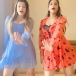 Sunitha Pandey Instagram - Duet is back #poo #kareenakapoor #poo #duet #sunita #dancechallenge #dance #instareels #dancelife