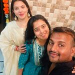 Sunitha Pandey Instagram - May the divine blessings of Diwali bring peace to your home and fill your heart with warmth ✨Happy Diwali from us to yours 🪔 #happydiwali #diwali #festival #sunita #2023goals #familytime
