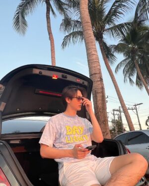 Supakrit Charoonmatha Instagram - Slowly fade into ocean breeze