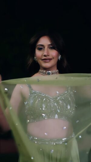 Surbhi Chandna Instagram - Diljit Paaji Ka Ganaaaa 
Kaamaal 🤎

Lehenga - @seepmahajanofficial 
Stylist - @simstyles20 
Jewellery- @emeraldjewels.in 
Photography- @fashionbyora @oragraphy 
Makeup & Hair - @salon__25 @tulsi_251995 
Managed By - @pranavi_chandna