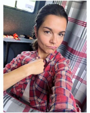 Susan Hoecke Instagram - Does the costume matches the curtains or what was the question again!?
@hansenmanagement