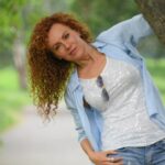 Susana Lozano Instagram - Tengo por manía buscar lo lindo que me rodea… y resulta que se vuelve costumbre… quién lo iba a decir… #bendecida . ✨✨✨ . #caminandoporahi #paisajeurbano #landscape #bosque #verde #green #evergreen #lago #paseandoando #susanalozano #photoshoot #lorenagutierrezphotographer #photographer #photo #aire #airelibre Mexico City, Mexico