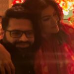 Sushmita Sen Instagram - #cherishedmoments 😍 #SnehaWedsMohit #family #friends #celebrations #happiness #love #togetherness #blessings 🤗❤️🎶💃🏻 I love you guys!!! #duggadugga 💋