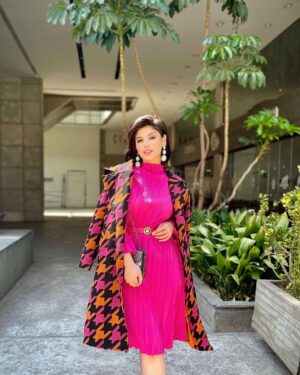 Suzan Al Salhiy Instagram - 🌸 #سوزان_الصالحي #ناريمان #انتقام_روح  #اكسبلور_فولو #مشاهير_العراق #مشاهير_سناب #مشاهير_الانستقرام #ورديات #فاشن #ستايل